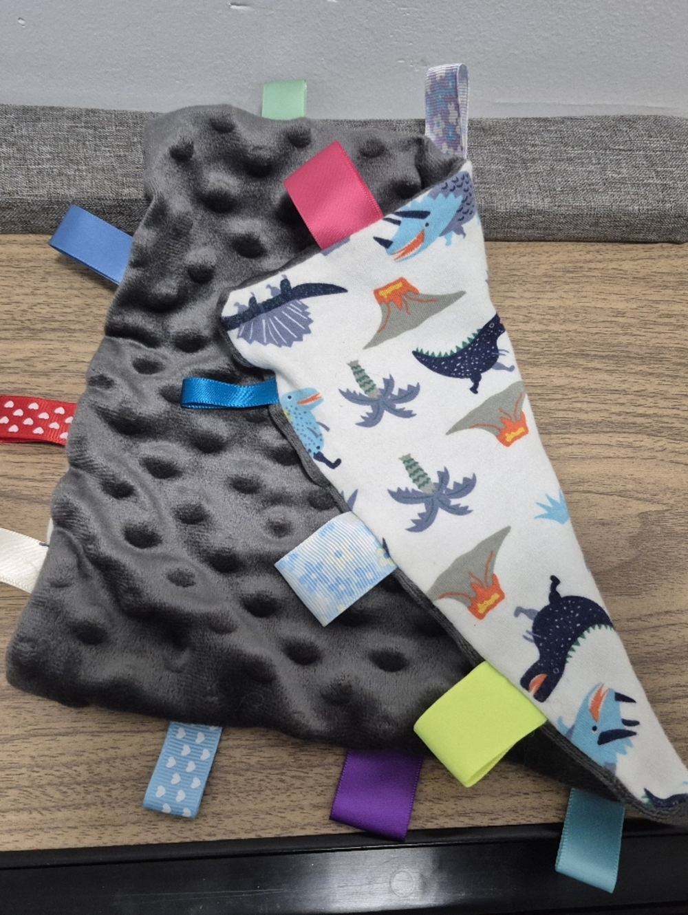 *5 Items for $25 Baby Items* Tags Texture Security Blanket